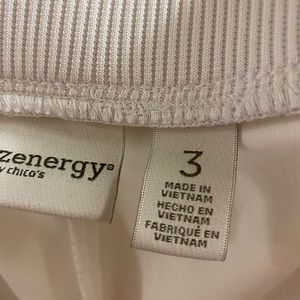 Chico’s zenergy cargo pants